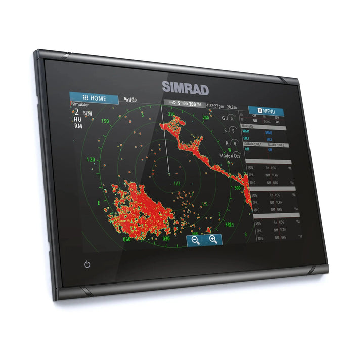 Simrad GO9 XSE med Active Imaging 3-i-1-givare (000-14841-001) – display med radarbild överlagd på sjökort på skärmen
