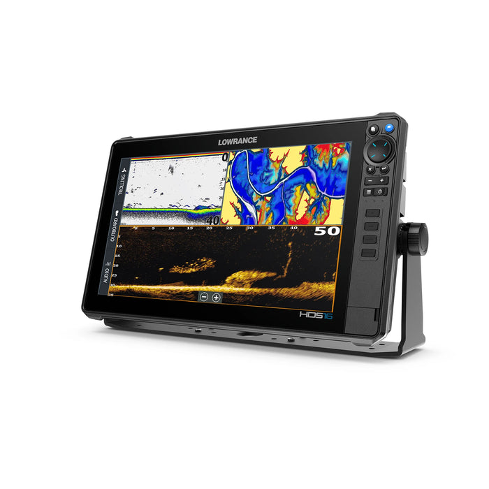 Lowrance HDS PRO 16 med ActiveTarget 2 XL i Forward-läge – live-sonarbild som visar fisk och struktur framför båten i realtid, delad skärm med CHIRP-ekolod och sjökort. Displayen sedd snett från vänster. ActiveTarget 2 XL säljs separat.