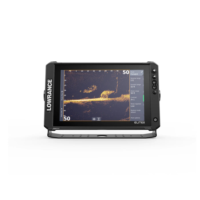 Lowrance Elite FS 12 med ActiveTarget 2 XL i Forward-läge – live-sonarbild som visar fisk och struktur framför båten i realtid. Displayen sedd rakt framifrån. ActiveTarget 2 XL säljs separat.