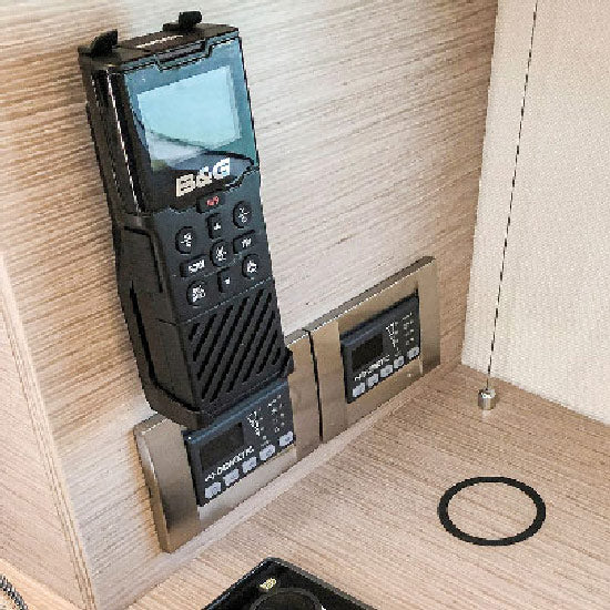 ROKK Hidden, gömd Trådlös laddare 10W vattentät, 12/24V