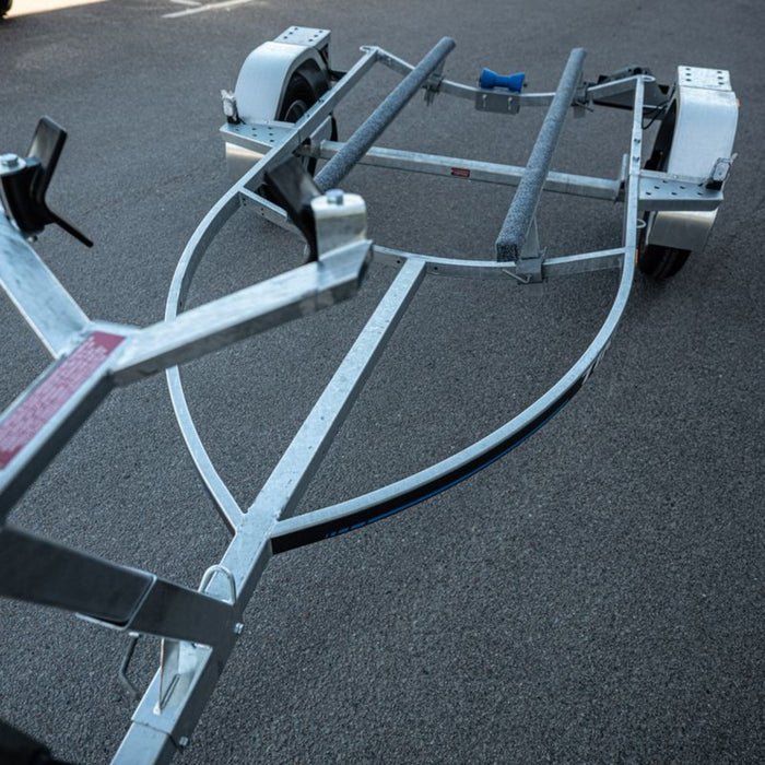 Tiki JS750-R obromsad Jetskitrailer