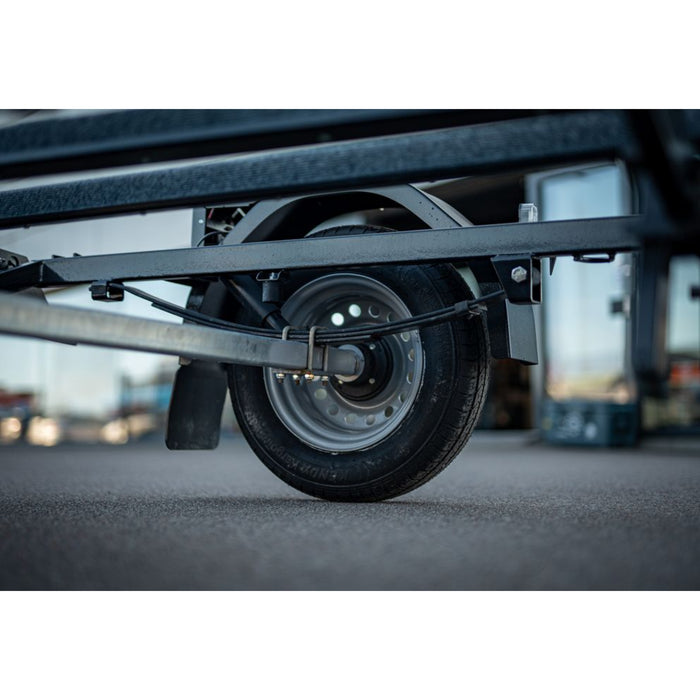 Tiki JS750-L Powder Coat Black Edition Jetskitrailer