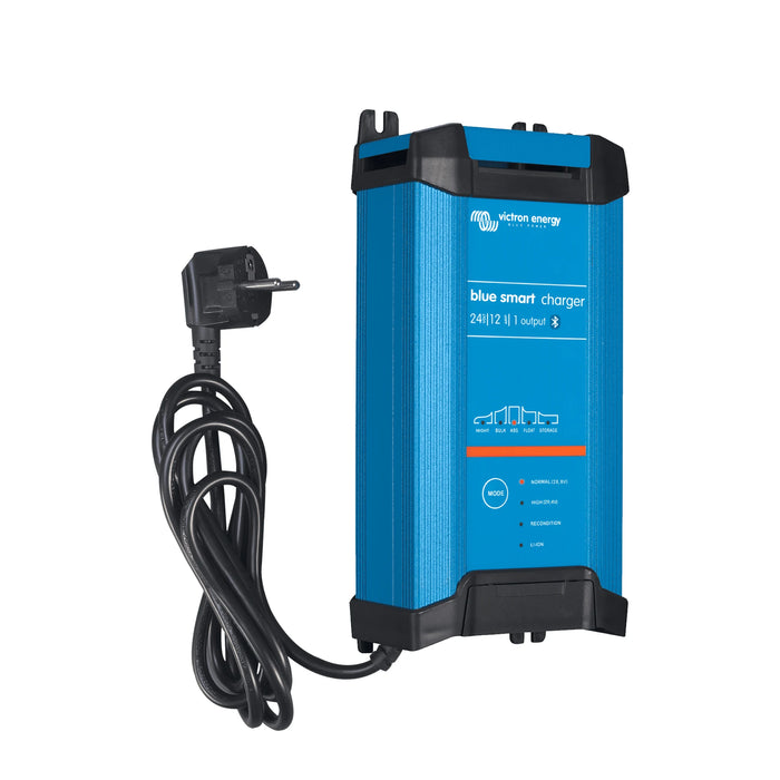 Victron Energy Blue Smart IP22 laddare 24/16, sedd framifrån