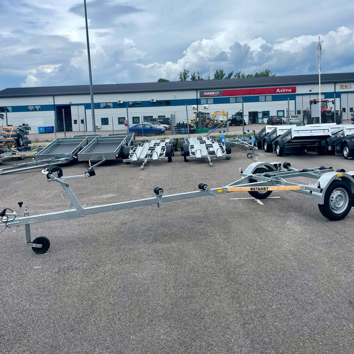 Betanet Boat MX - släpvagn hos kayakstore.se