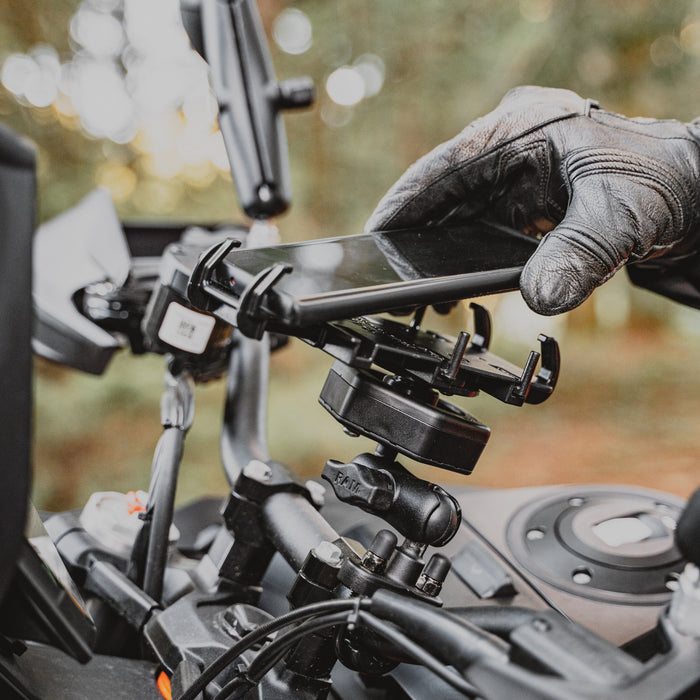 RAM Mounts Quick-Grip™ XL Mobilhållare Vibe-Safe™ Styrfäste U-Bult Kort Arm (B-kula)