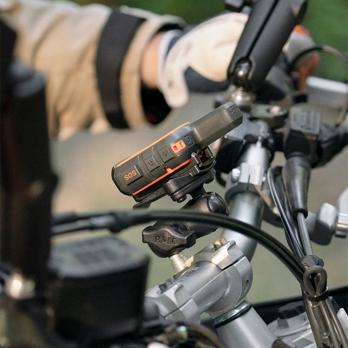 RAM Mounts Spine Clip-hållare med Kula för Garmin Handhållna GPS:er (B-kula)