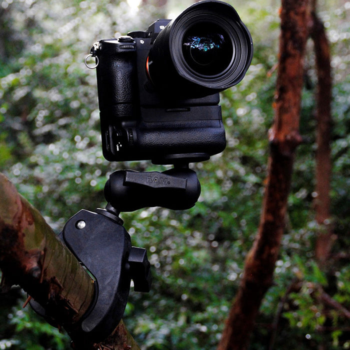 RAM Mounts Tough-Claw™ Stor Klämma med Kula (C-kula)