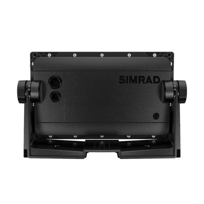 Simrad Cruise 7 med base chart och 83/200-ekolodsgivare