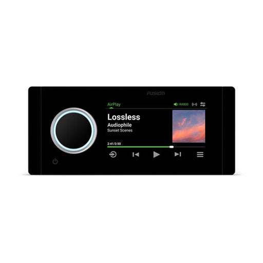 Fusion Apollo MS-RA800 marin stereo sedd rakt framifrån