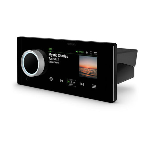Fusion Apollo MS-RA800 marin stereo sedd från vänster sida